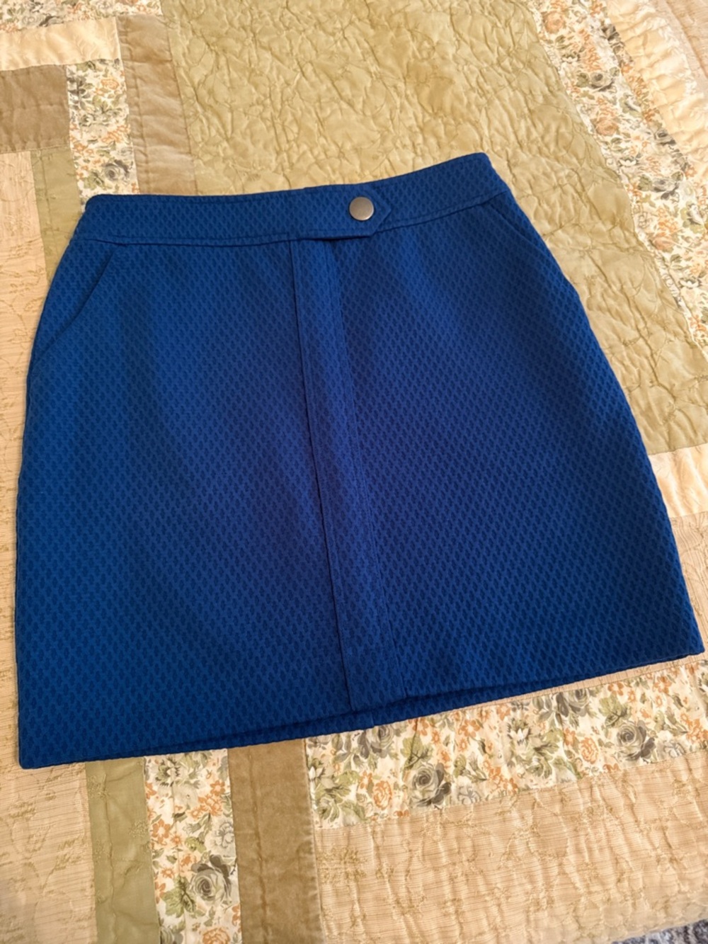 BANANA REPUBLIC Blue Textured Mini Skirt